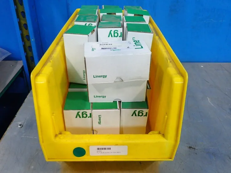 Used SCHNEIDER ELECTRIC AK5 PA231 Bus Bars & Plugs Ohio US | HGR 24 #1006633