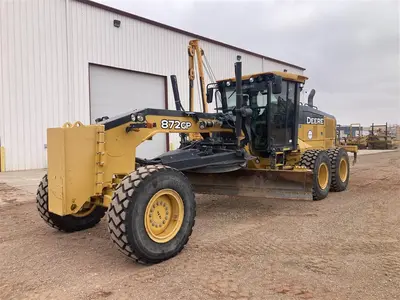 USED 2019 Deere 872GP