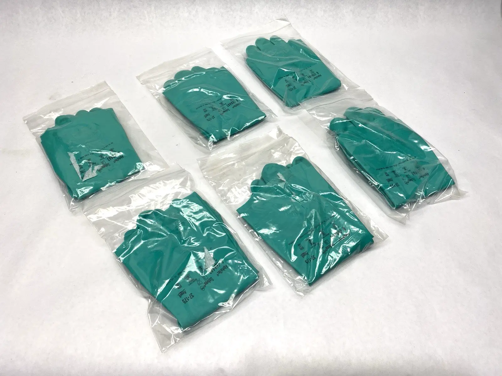 USED ANSELL ALPHATEC SOLVEX CHEMICAL RESISTANT NITRILE GLOVES MEDIUM LOT OF 6