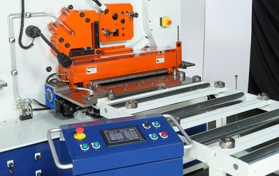 FABMASTER Automatic CNC Plate Feeder