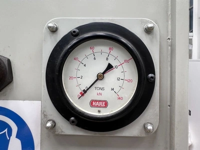 Used 1990 HARE 10HP Hydraulic Presses GB | Charter Auctions #1398548