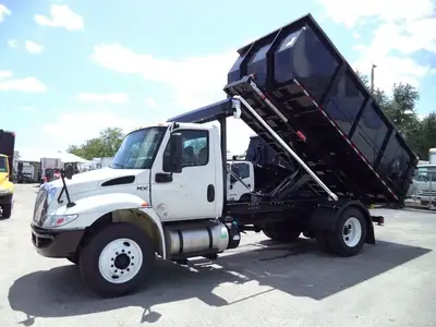 Used 2019 INTERNATIONAL _UNKNOWN_ Hooklifts & Roll-Offs Florida US | TLC Truck & Equipment #1568913