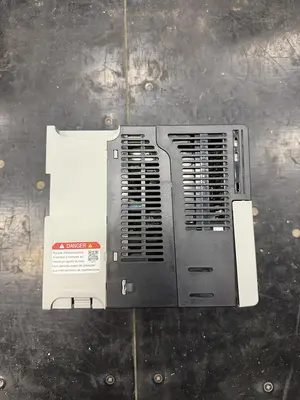 Used ALLEN-BRADLEY 25B-E1P7N104 Variable Speed Drives Quebec CA | Carter-Wilson Equipment Services #1486535
