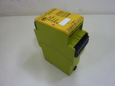 USED PILZ PNOZX3P24VDC24VAC3N/O1N/C1SO