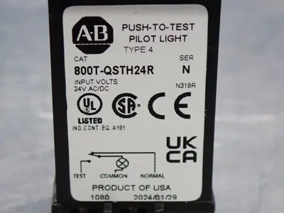 NEW ALLEN BRADLEY 800TQSTH24R