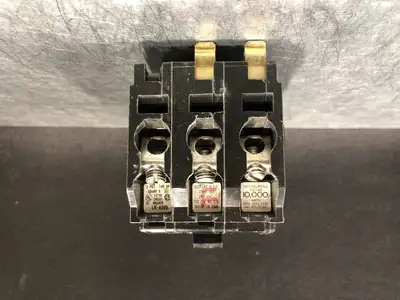 USED SQUARE D QO360