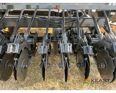 Used CRUSTBUSTER _UNKNOWN_ No-Till Drills Iowa US | Keast Enterprises #1360247