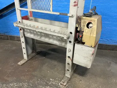 Used 1997 STENHOJ 500994 H-Frame Presses Ohio US | HGR 24 #1251196