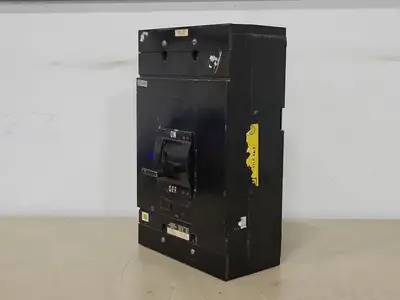 USED SQUARE D MAL36800