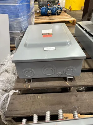 USED Square D H364