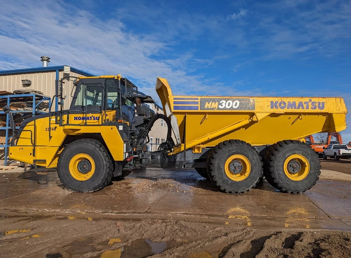 USED 2021 Komatsu HM300-5