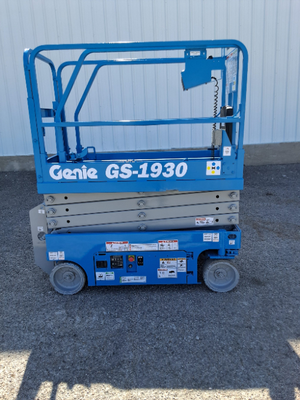 USED 2017 Genie GS-1930