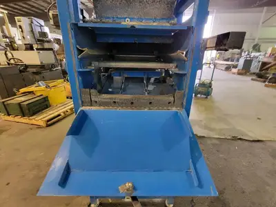 USED 2004 SYNTRON V-20 RC