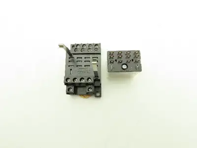 Omron LY4N 24VDC Relay W/Base Lot of 10