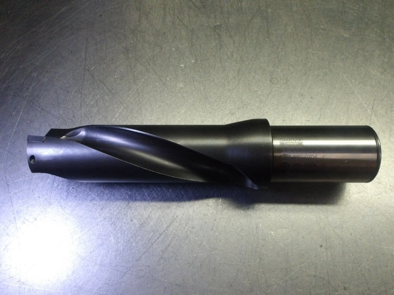 Sandvik 42mm Coolant Thru Indexable Drill 40mm Shank 880-D4200L40-03 (LOC2052B)