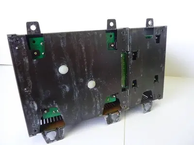 USED ALLEN BRADLEY 1747-L20C SER C / 1746-A2 SER A