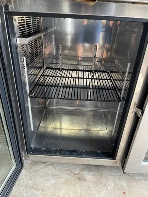 75-0435 Perlick Dual Zone DZS60-T 60" Double Door Self Contained Back Bar Cooler