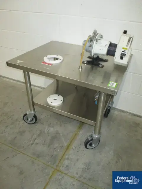 Used Cole-Parmer Cole-Parmer Peristaltic Pump, Model 7589-30 Pumps Ohio US | Federal Equipment Company #126723