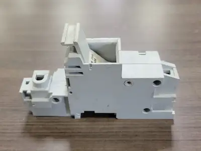USED LEGRAND 216 01