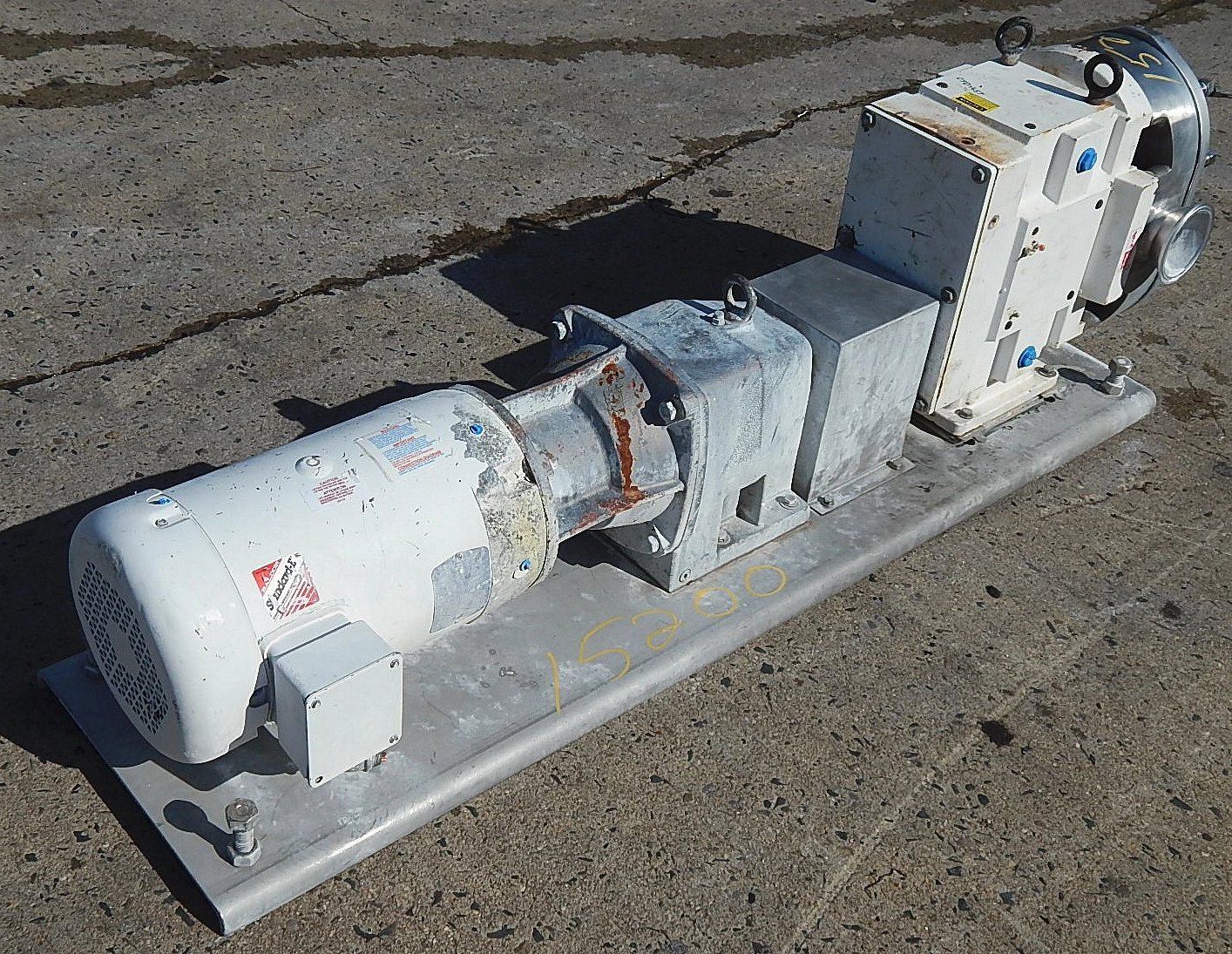 USED WRIGHT PUMP SS SANI LOBE TYPE PUMP 1800TRA20