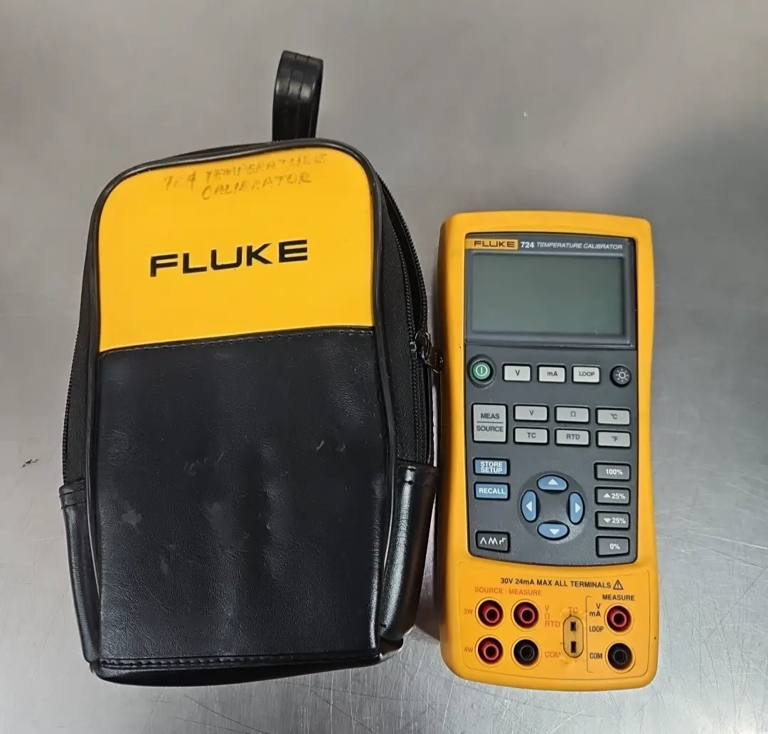 Fluke 724 Temperature Calibrator Loc5D15