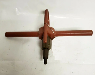 Alfa-Laval distributor lifting tool.