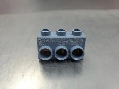 USED Siemens 3RV2925-5AB BUSBAR 3-Pole Terminal Connector