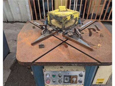 USED 1985 AMADA CSW-220