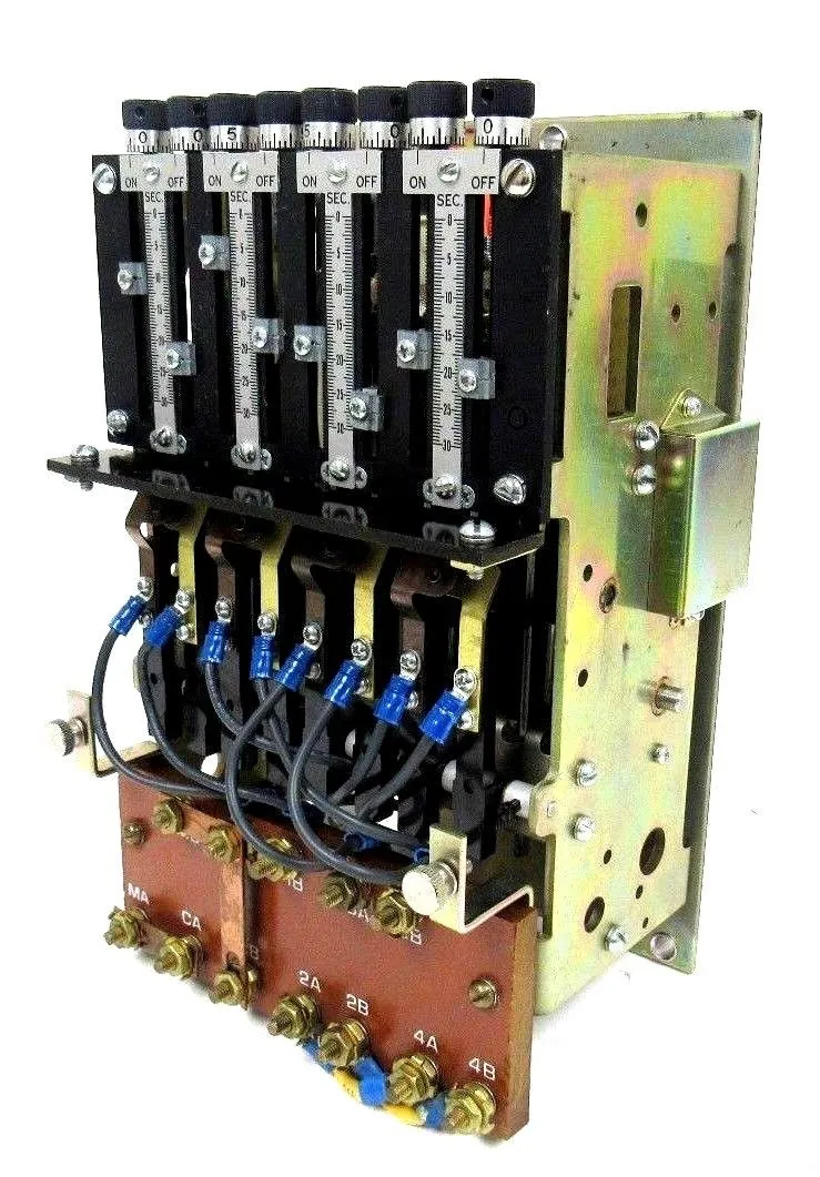 USED EAGLE SIGNAL HM43A64444 TIMER 120V 10A 30 SEC