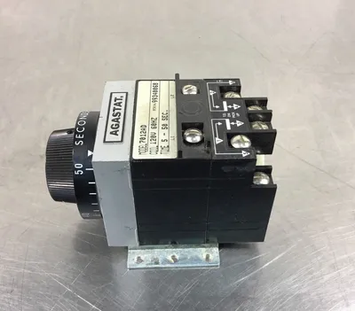 AGASTAT 7012AD TIME DELAY RELAY 5-50 SEC. 120V Coil 60Hz 4E-8