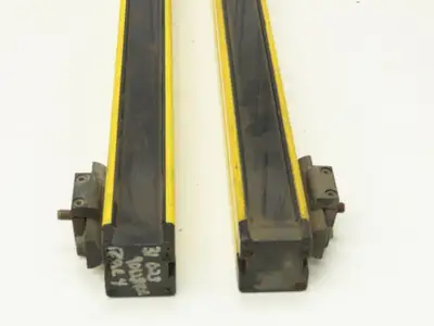 Sick 30-MGS Safety Light Curtain Transmitter Receiver Set MGSS 90-12/MGSE90-12B