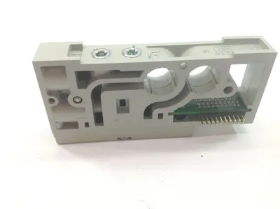 256-152 | Numatics Pneumatic Valve Manifold Base  Rev G Double Z-Board - Used