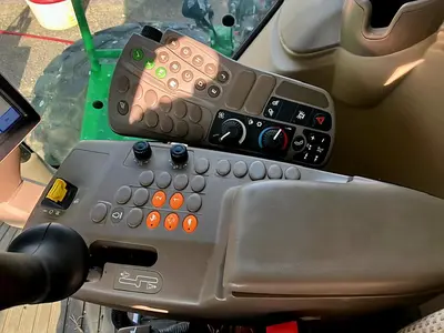 USED 2016 JOHN DEERE W235