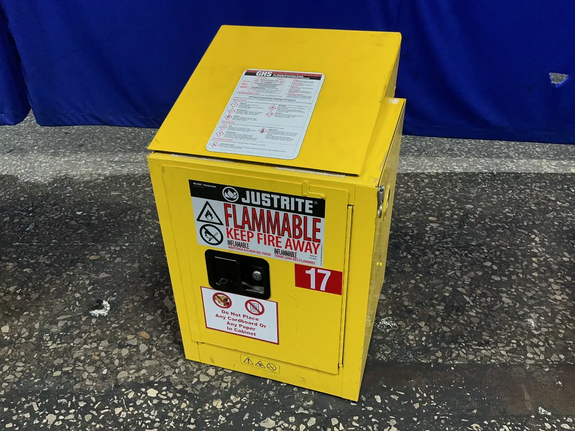 Used JUSTRITE 890420 Cabinets Ohio US | HGR 24 #1460135
