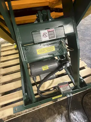 2500 LBS X 48" X 44" SOUTHWORTH MODEL #LS2.5-36 BACKSAVER  HYDRAULIC SCISSOR LIFT & TURN TABLE , 110V: STOCK #20509