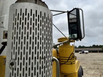 Used 1997 MACK RD690S Tanker trucks Texas US | Proxy Equipment #1426006