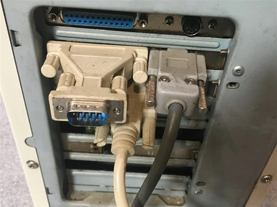 USED AXIOM CNC ( PC BASED ) + CABELS-