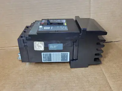 NEW SCHNEIDER ELECTRIC HJA36015