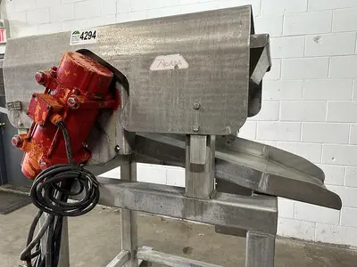 ROMA Vibratory Conveyor