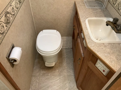 USED 2006 JAYCO GREYHAWK 31