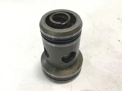 USED VICKERS 25-D10-30