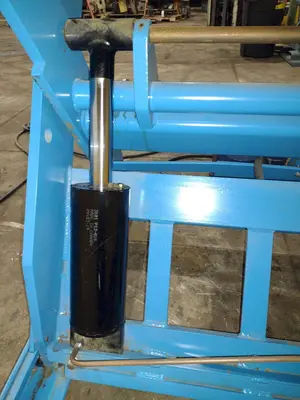 4,000 LBS X 72" X 72" LIFT PRODUCTS MODEL #LPT4W-040-36 HYDRAULIC SCISSOR LIFT TABLE: YOBRO #24987