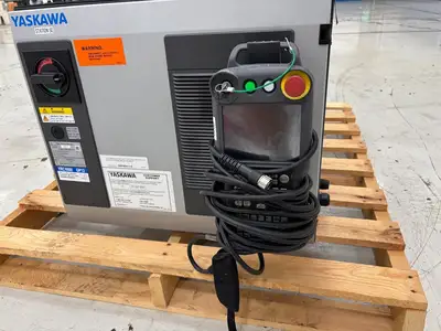 USED YASKAWA ELECTRIC CORPORATION YRC1000/GP12