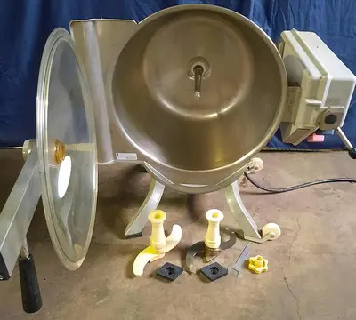 Hobart HCM450 Vertical cutting mixer