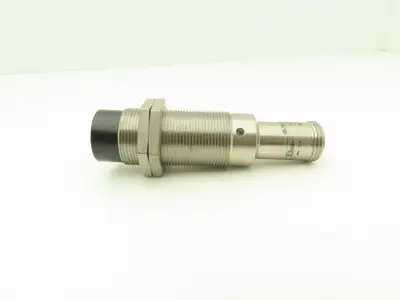 Cutler Hammer E57MBL30T111EB1 Proximity Sensor 30mm Dia 10-50VDC Range 15mm