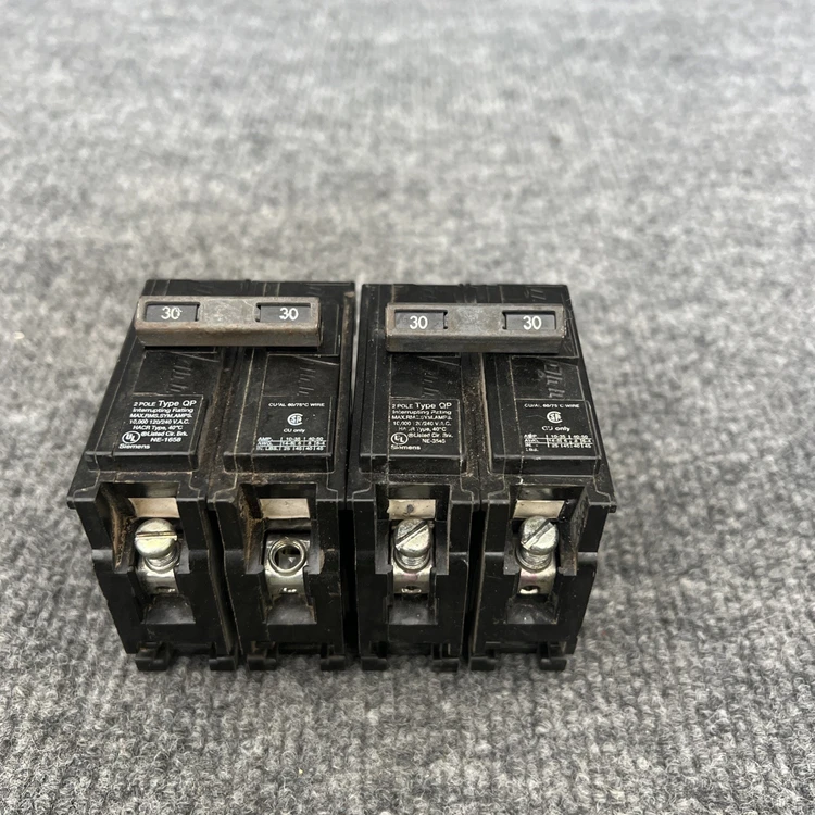Used ITE QP230 Circuit Breakers California US | Davliegogo LLC #1707083