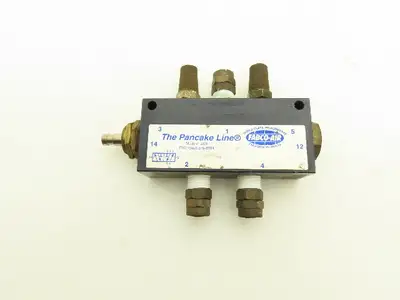 Fabco 14PMD-4 Pneumatic Air 4-Way Manual Control Valve