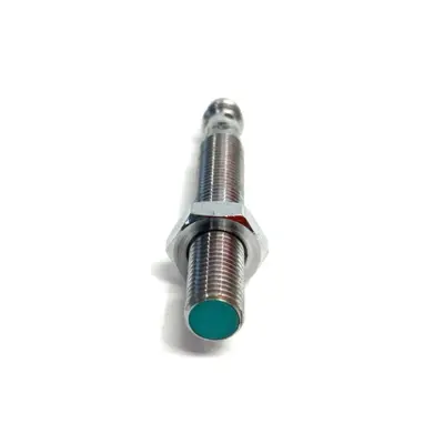 USED PEPPERL+FUCHS INDUCTIVE SENSOR 4MM QUASI FLUSH 123384