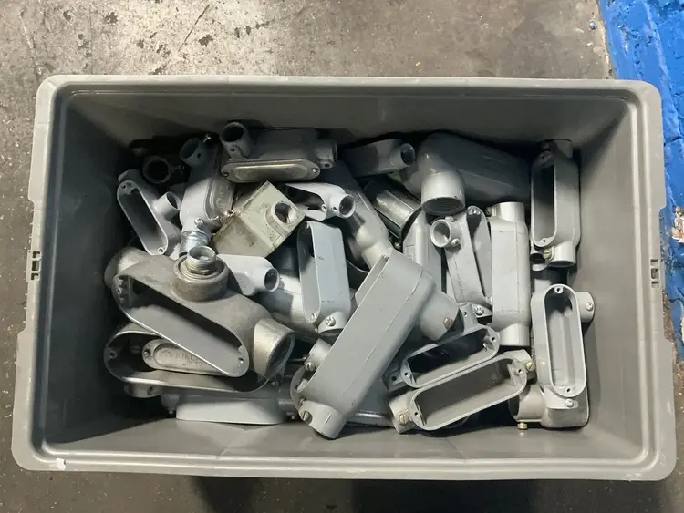 Used _UNKNOWN_ _UNKNOWN_ Electrical Fittings Ohio US | HGR 24 #1489727