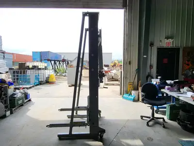 Power/Vac Switchgear Lift Truck 850 lbs